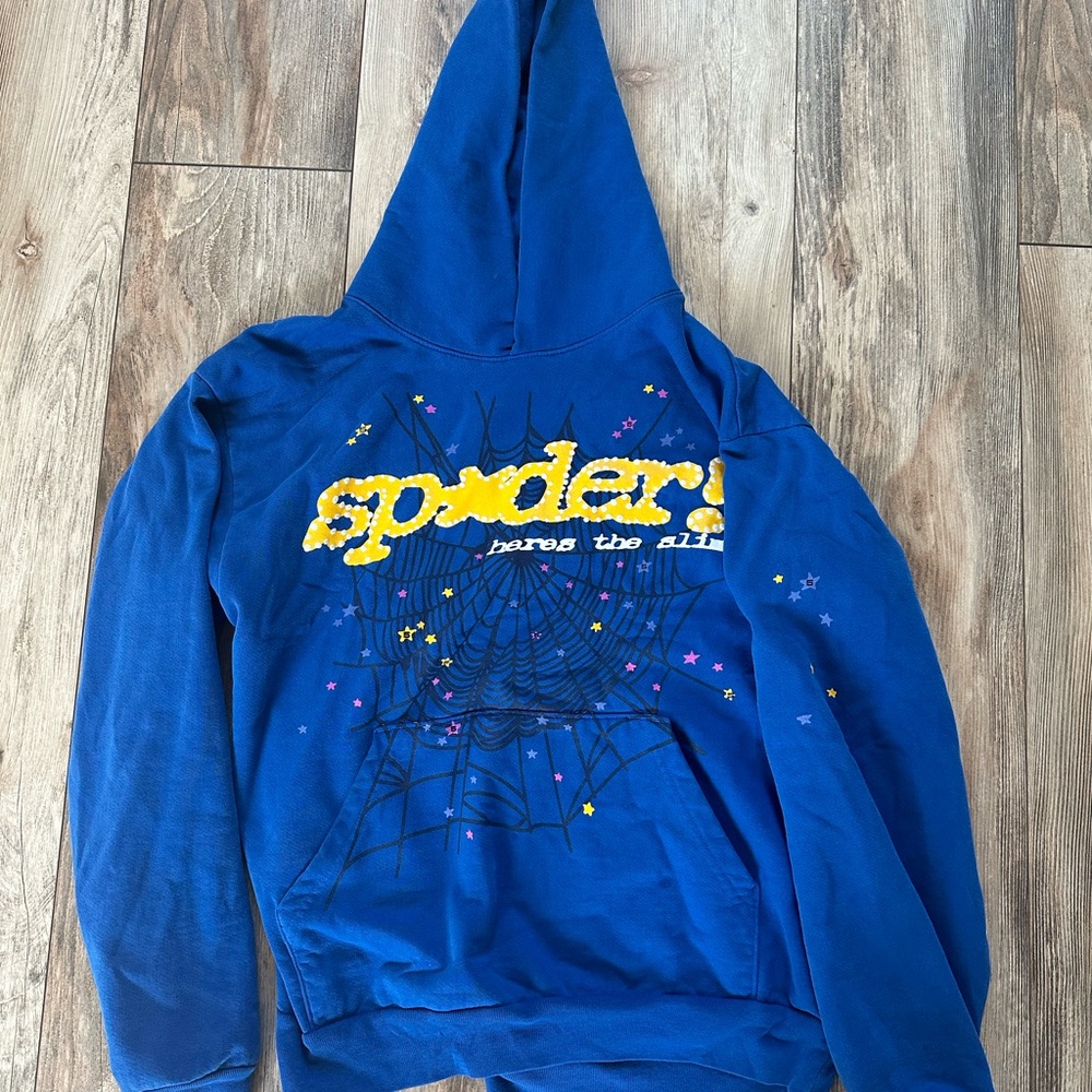 Meet your Posher, Revive